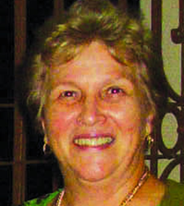 Clineida Andrade Junqueira Jacomini